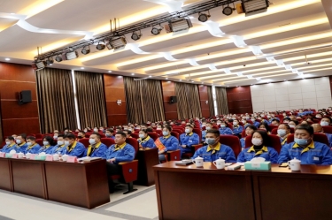 远景辽阔 未来可期 | 5163银河手机版纸业盛大召开2021年度总结表扬大会