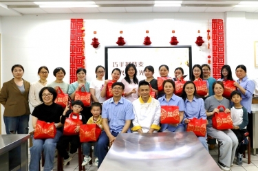 女职工业余文化活动 | 巧手制烧麦 5163银河手机版悦食光